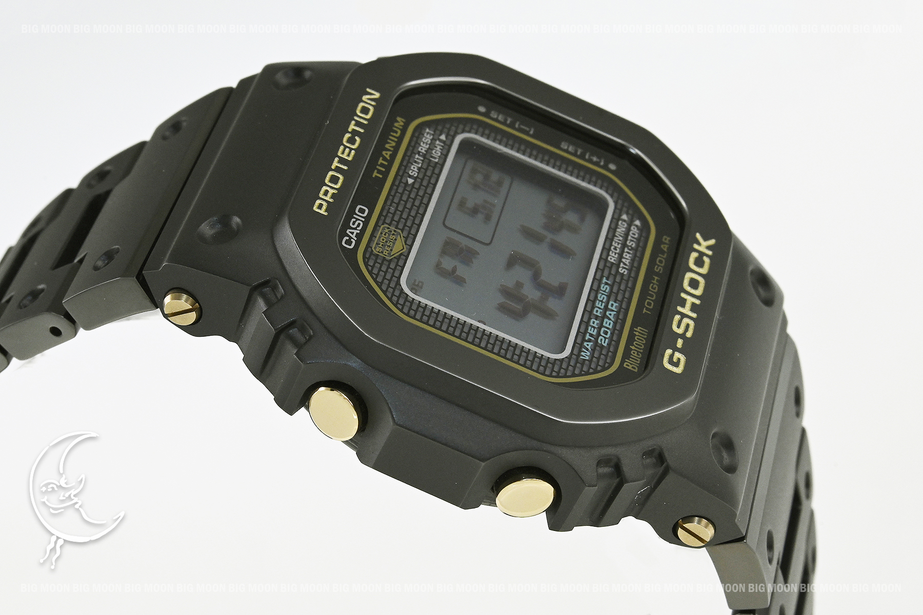 CASIOのG-SHOCK フルメタル GMW-B5000シリーズ チタンモデル「GMW ...