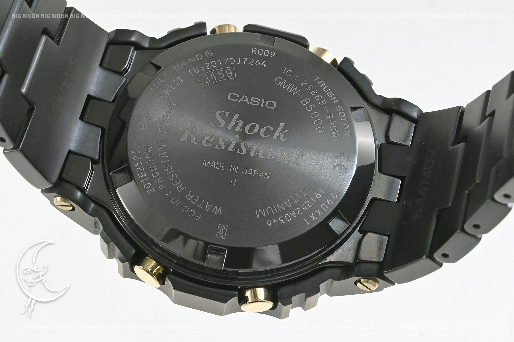 CASIOのG-SHOCK フルメタル GMW-B5000シリーズ チタンモデル「GMW ...